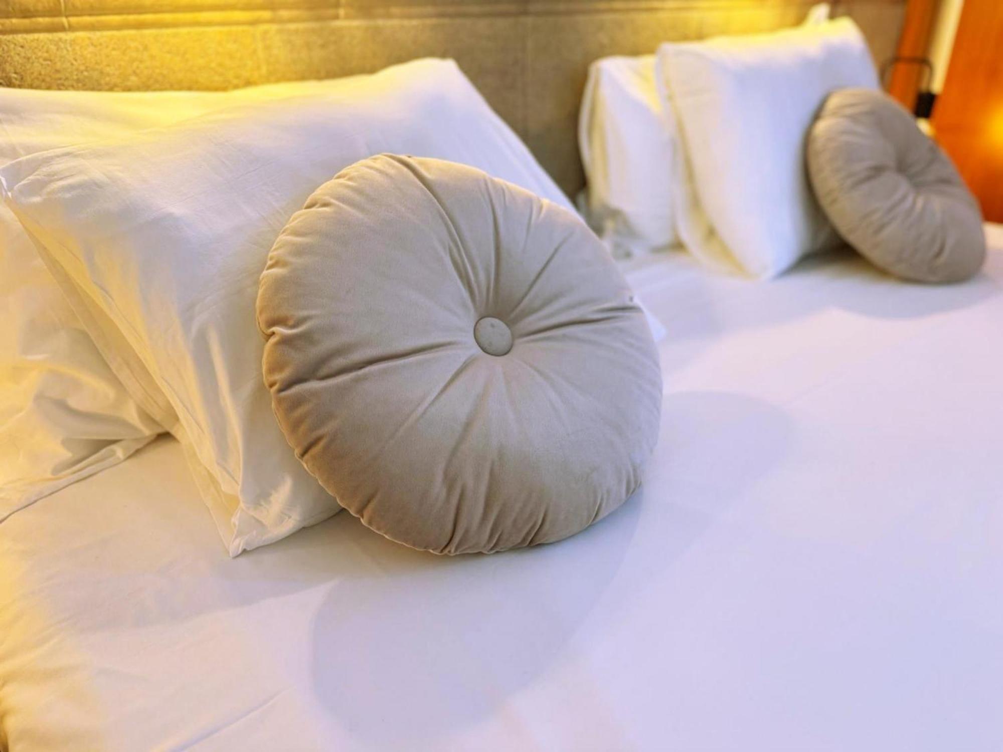 White Apartment *